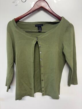 Linda Matthews Olive Green Scoop Neck Button-Up Cardigan